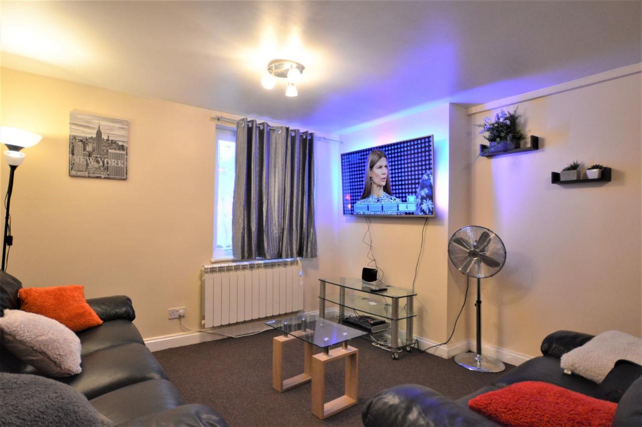 London Zone 2 Lovely 4 Bedroom Apartment - 3 Trowbridge Road Londres Exterior foto