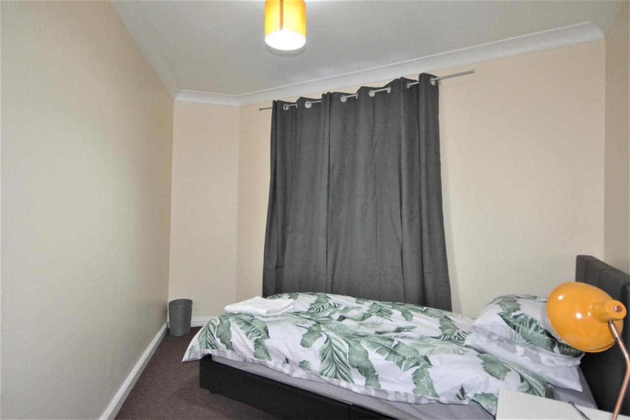 London Zone 2 Lovely 4 Bedroom Apartment - 3 Trowbridge Road Londres Exterior foto