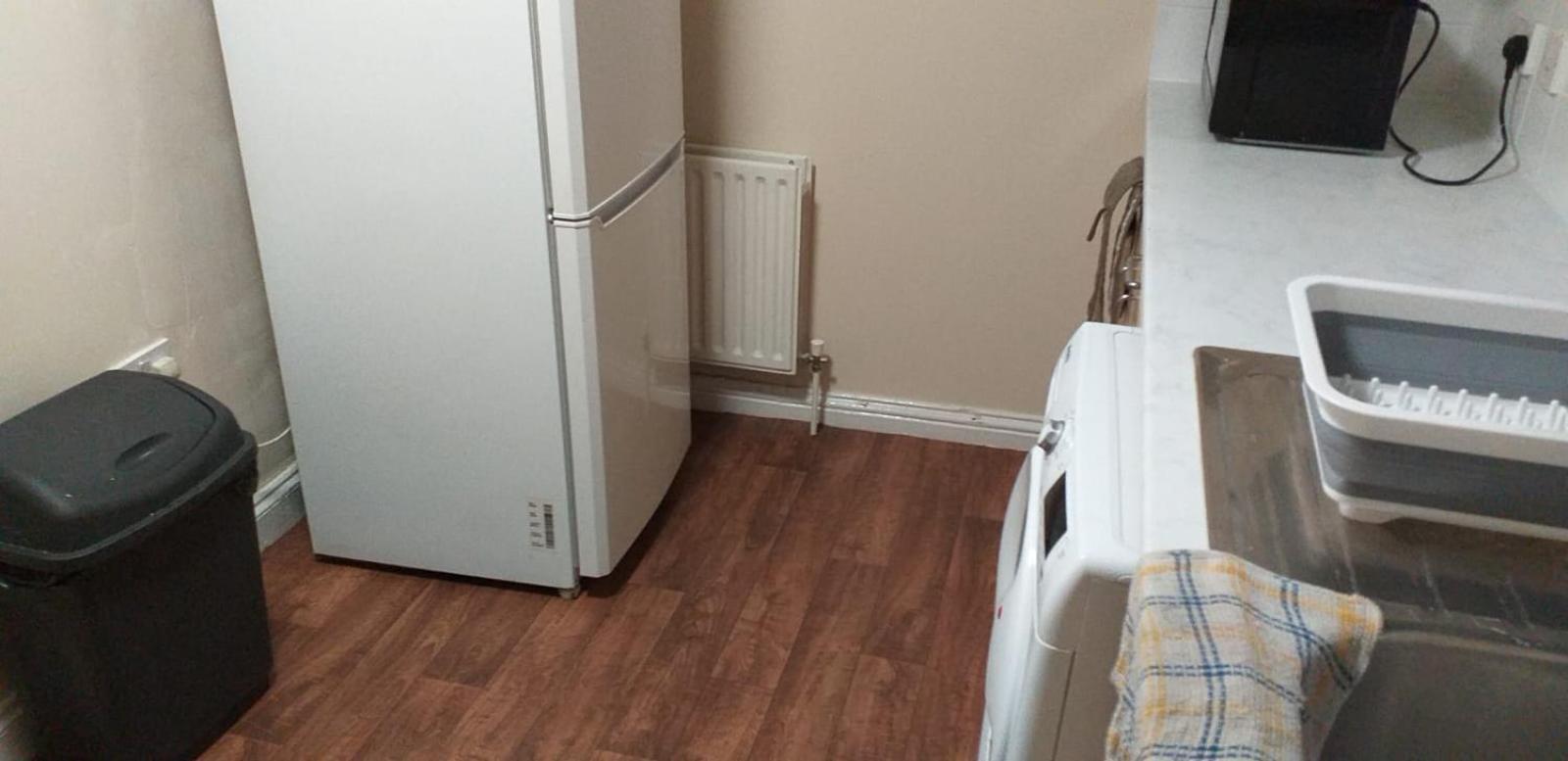 London Zone 2 Lovely 4 Bedroom Apartment - 3 Trowbridge Road Londres Exterior foto